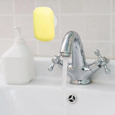 Support savon aimanté design contemporain - Solution magnétique repositionnable résistante humidité corrosion
