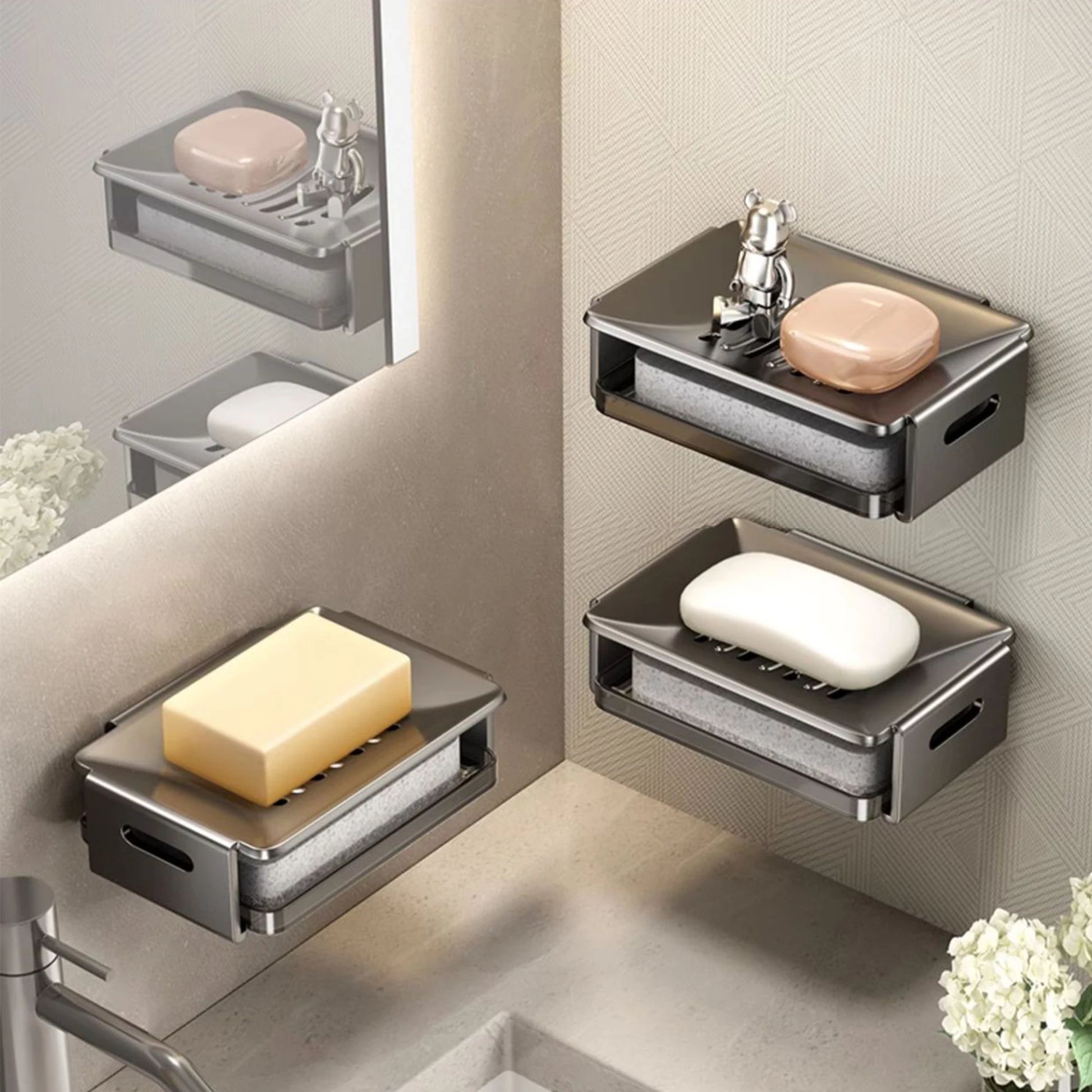  "Boîte porte-savon voyage premium - vue d'ensemble avec accessoires inclus"